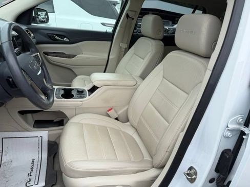 Certified 2021 GMC Acadia Denali w/ Denali Ultimate Package AWD/4WD image 15