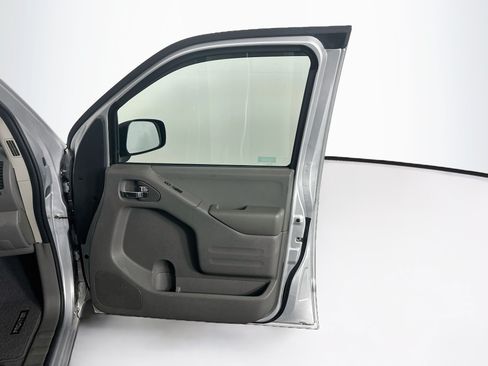 Used 2019 Nissan Frontier SV RWD image 29