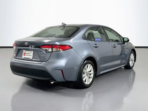 Used 2025 Toyota Corolla LE w/ LE Premium Package FWD image 4