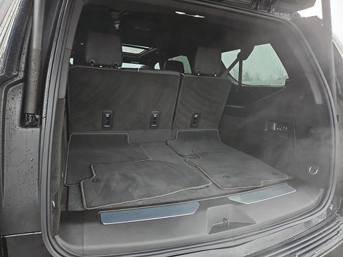 Certified 2026 Cadillac Escalade ESV Sport w/ LPO, ONYX Package image 31