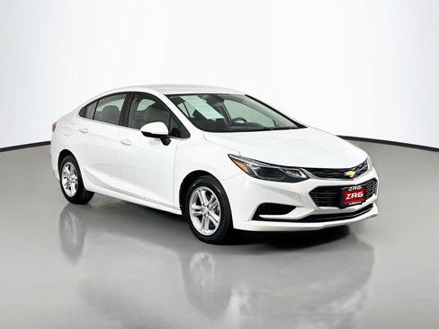 Used 2018 Chevrolet Cruze LT w/ LT Fleet Convenience Package FWD image 7