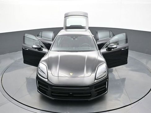 New 2026 Porsche Panamera 4 AWD/4WD image 33