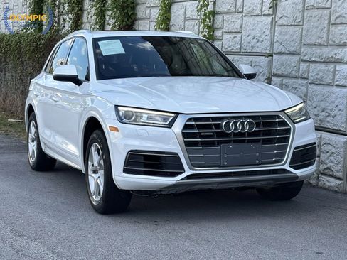 Used 2018 Audi Q5 2.0T Premium w/ Convenience Package image 3