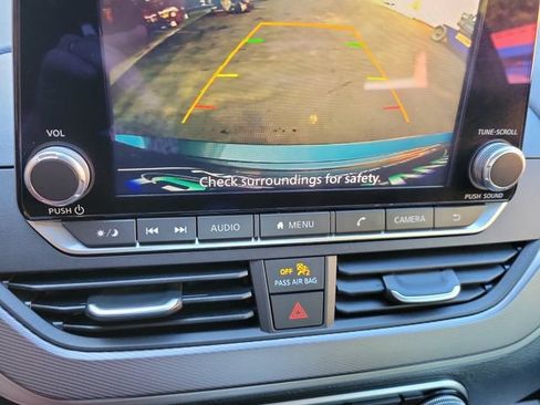 Used 2025 Nissan Altima 2.5 SR FWD image 22