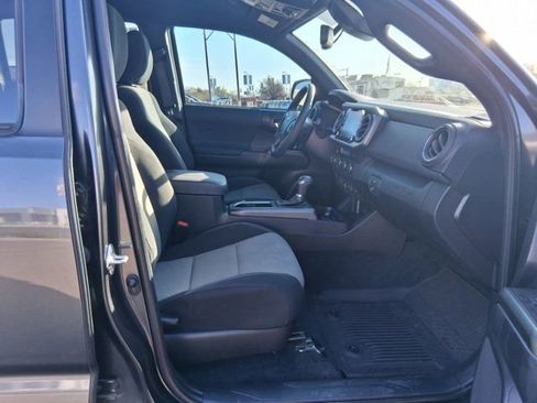 Certified 2023 Toyota Tacoma TRD Off-Road image 13