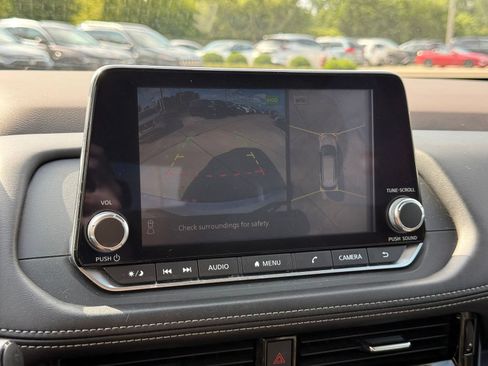 Certified 2021 Nissan Rogue SV AWD/4WD image 20