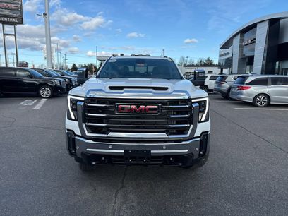 New 2026 GMC Sierra 2500 SLT w/ SLT Premium Package