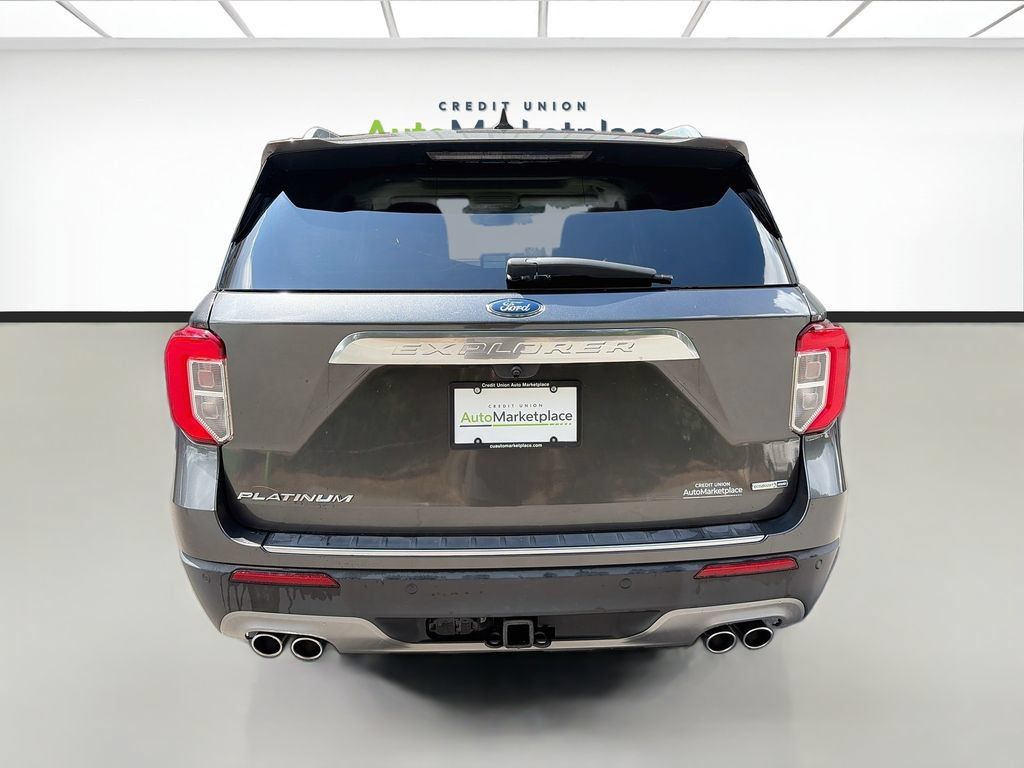 Used 2020 Ford Explorer Platinum w/ Premium Technology Package AWD/4WD image 6