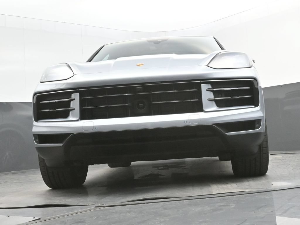 Certified 2026 Porsche Cayenne E-Hybrid Coupe AWD/4WD image 37