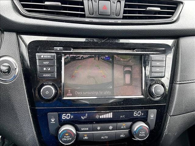 Used 2019 Nissan Rogue SV w/ Sun & Sound Touring Package AWD/4WD image 23