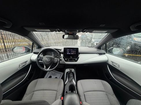 Used 2023 Toyota Corolla SE w/ Carpet Mat Package (TMS) image 10