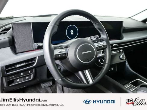 New 2025 Hyundai Sonata Limited FWD image 9
