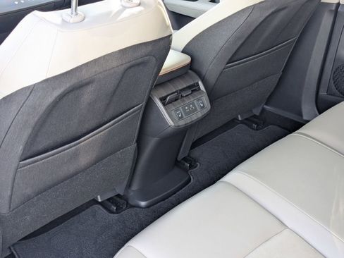 Used 2023 Nissan Ariya AWD image 29