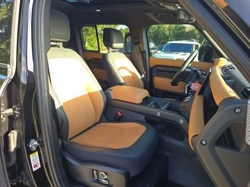 Used 2024 Land Rover Defender 130 X AWD/4WD image 12