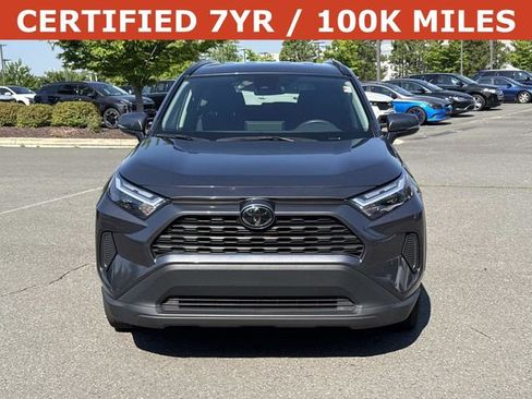Used 2025 Toyota RAV4 LE AWD/4WD image 6