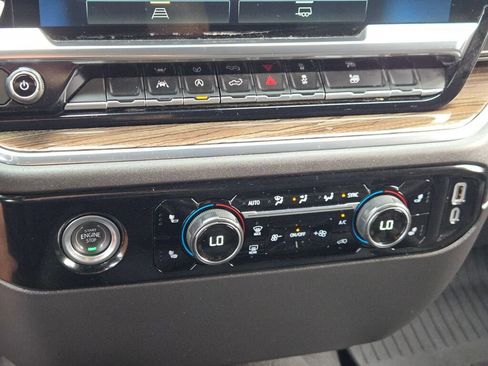 Certified 2024 Chevrolet Silverado 1500 LT AWD/4WD image 33