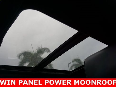 Used 2022 Ford F150 Lariat image 7