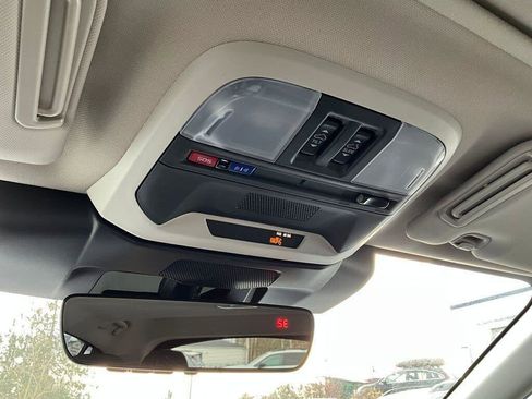 Certified 2025 Subaru Crosstrek 2.0i Premium image 17