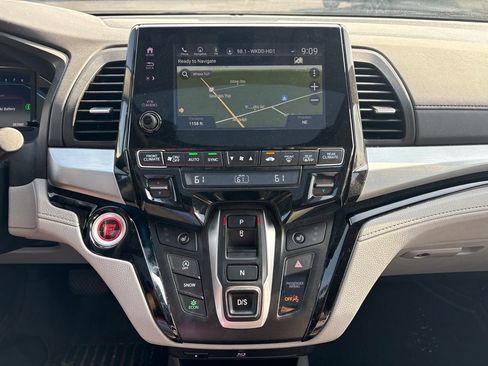 Used 2022 Honda Odyssey Touring image 7