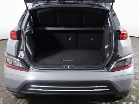 Used 2023 Hyundai Kona SE image 14