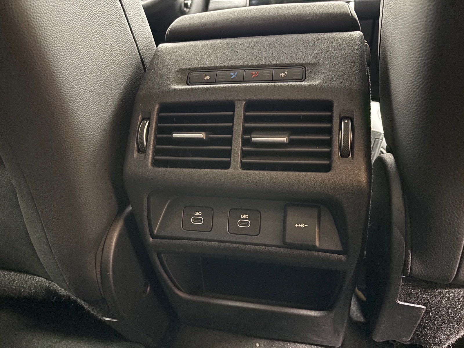 New 2024 Land Rover Discovery Sport S AWD/4WD image 35