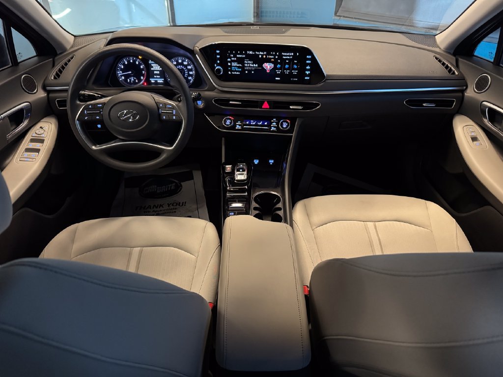 Used 2023 Hyundai Sonata SEL FWD image 9