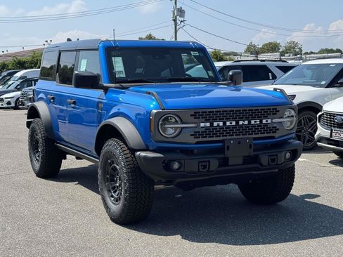New 2026 Ford Bronco Badlands w/ Sasquatch Package AWD/4WD image 2