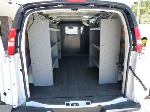 Used 2023 GMC Savana 2500 w/ Driver Convenience Package image 15