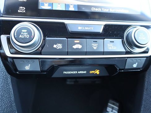 Used 2016 Honda Civic Touring image 29