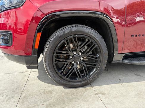 Used 2024 Jeep Wagoneer Series II image 30