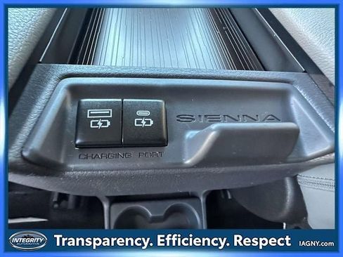 Certified 2024 Toyota Sienna XLE image 13