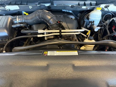 Used 2012 RAM 1500 Express w/ ST Popular Equipment Group AWD/4WD image 5
