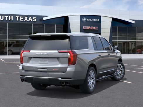 New 2026 GMC Yukon XL Denali w/ Denali Reserve Package RWD image 4