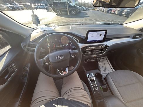 Used 2022 Ford Escape SE w/ Convenience Package image 11