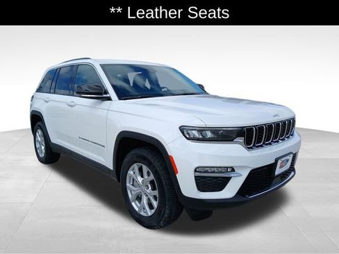Used 2023 Jeep Grand Cherokee Limited image 7