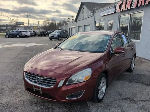 Used 2013 Volvo S60 T5 image 3