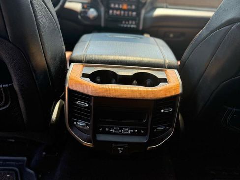 Used 2019 RAM 1500 Limited AWD/4WD image 15