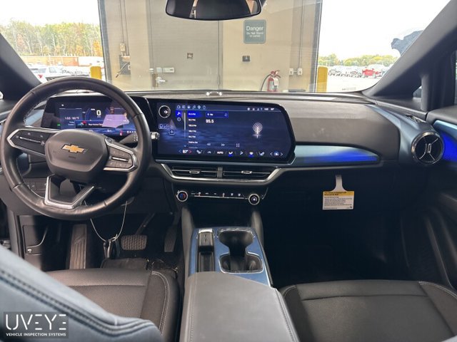 Used 2025 Chevrolet Equinox EV LT w/ Convenience Package FWD image 7