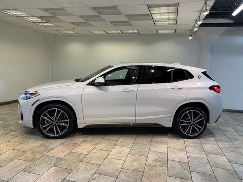 Used 2023 BMW X2 xDrive28i w/ M Sport Package AWD/4WD image 9