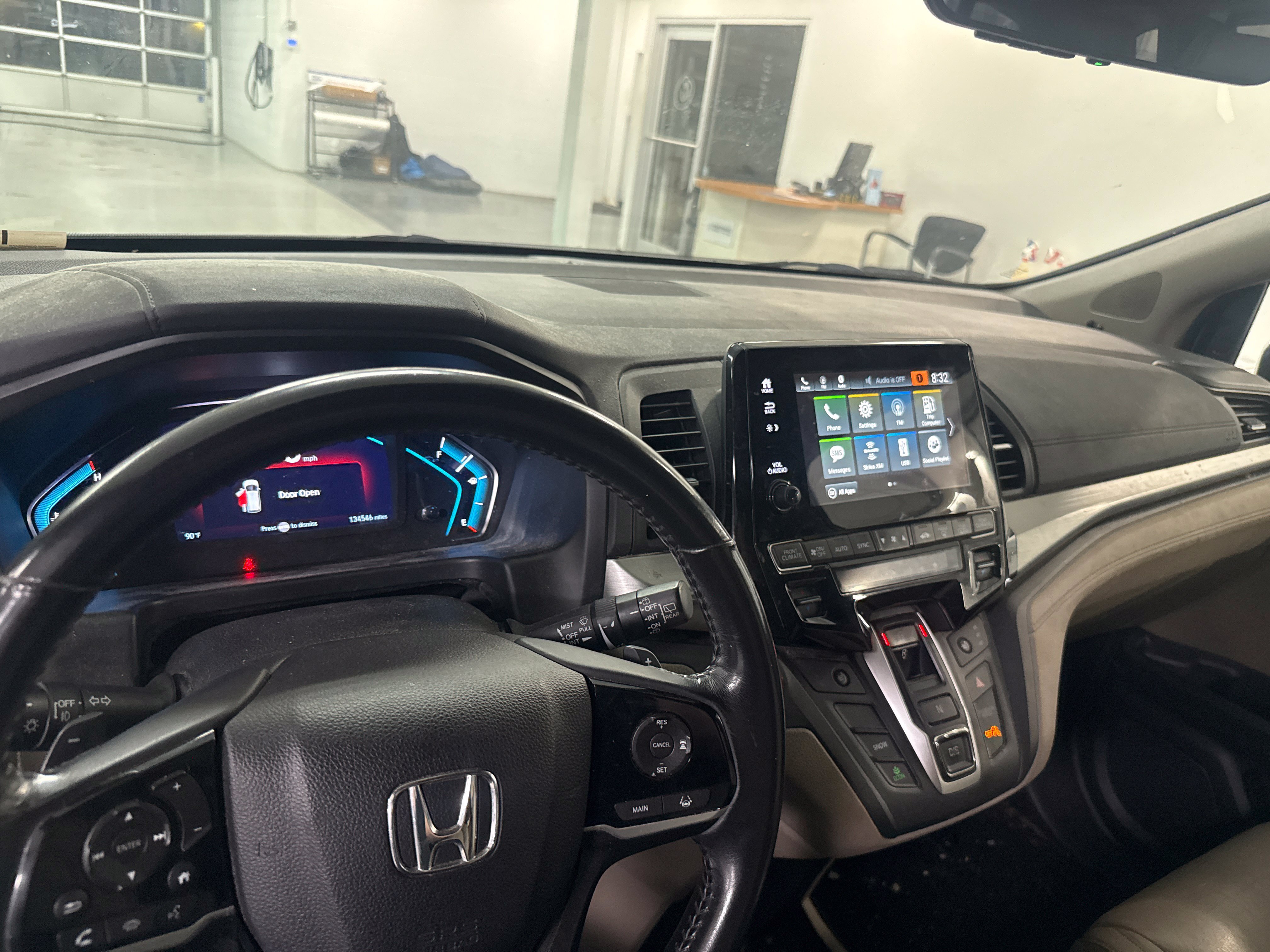 Used 2018 Honda Odyssey EX-L image 3