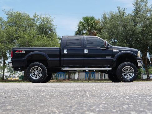Used 2006 Ford F250 Lariat AWD/4WD image 14