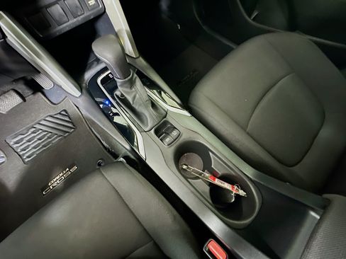 Used 2022 Toyota Corolla Cross LE FWD image 22