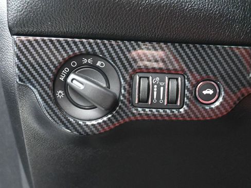 Used 2016 Dodge Challenger SRT Hellcat image 24