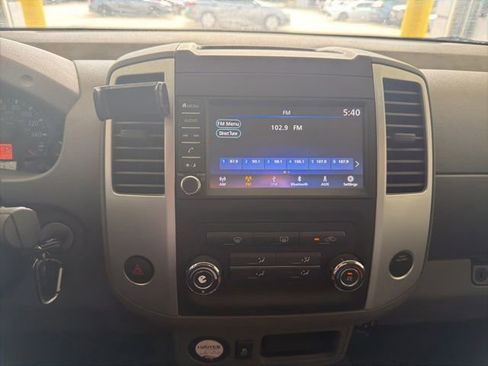 Used 2019 Nissan Frontier S RWD image 11