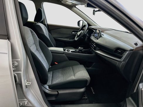 Used 2023 Nissan Rogue SV AWD/4WD image 31