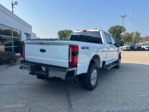New 2026 Ford F350 XLT w/ XLT Premium Package AWD/4WD image 3