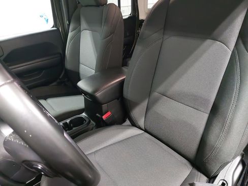 Used 2021 Jeep Wrangler Unlimited Sport image 14