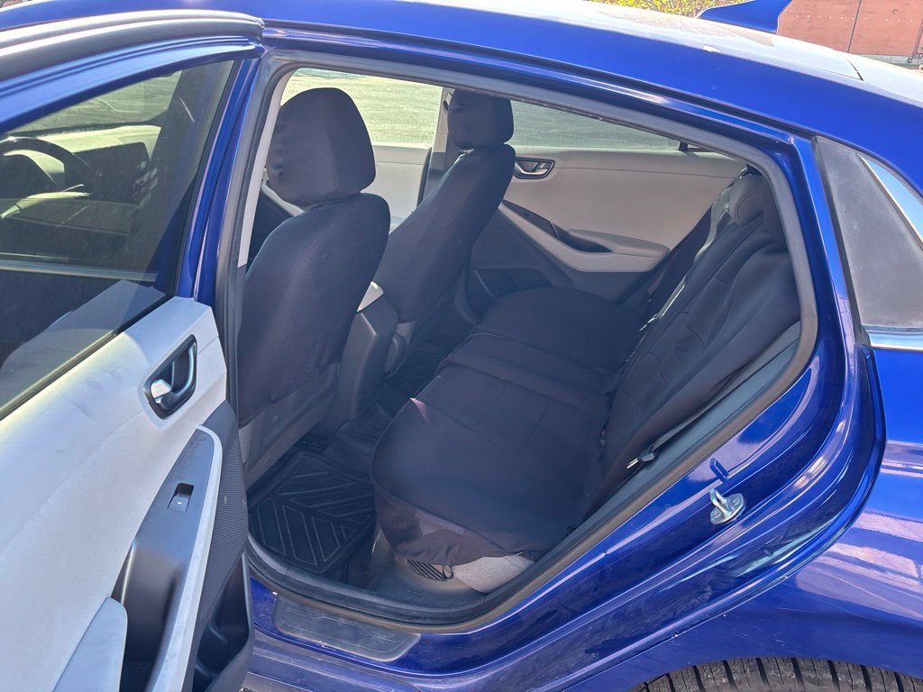 Used 2020 Hyundai Ioniq SEL FWD image 13