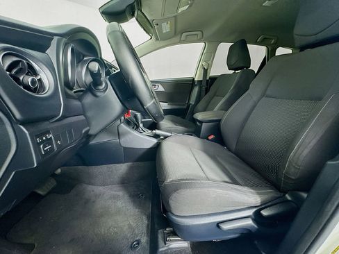 Used 2017 Toyota Corolla iM image 24