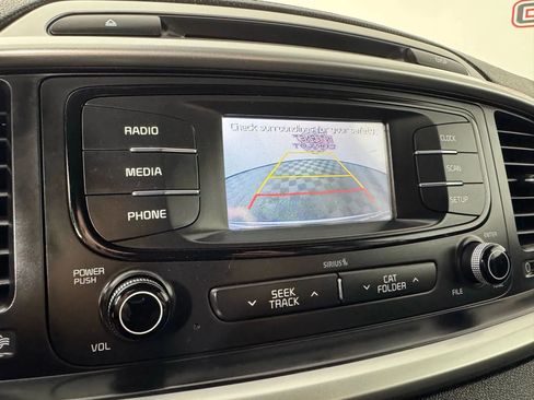 Used 2018 Kia Sorento L FWD image 17